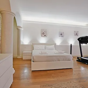 https://avanguardia-suite-ferrara.emilia-romagnahotels.net