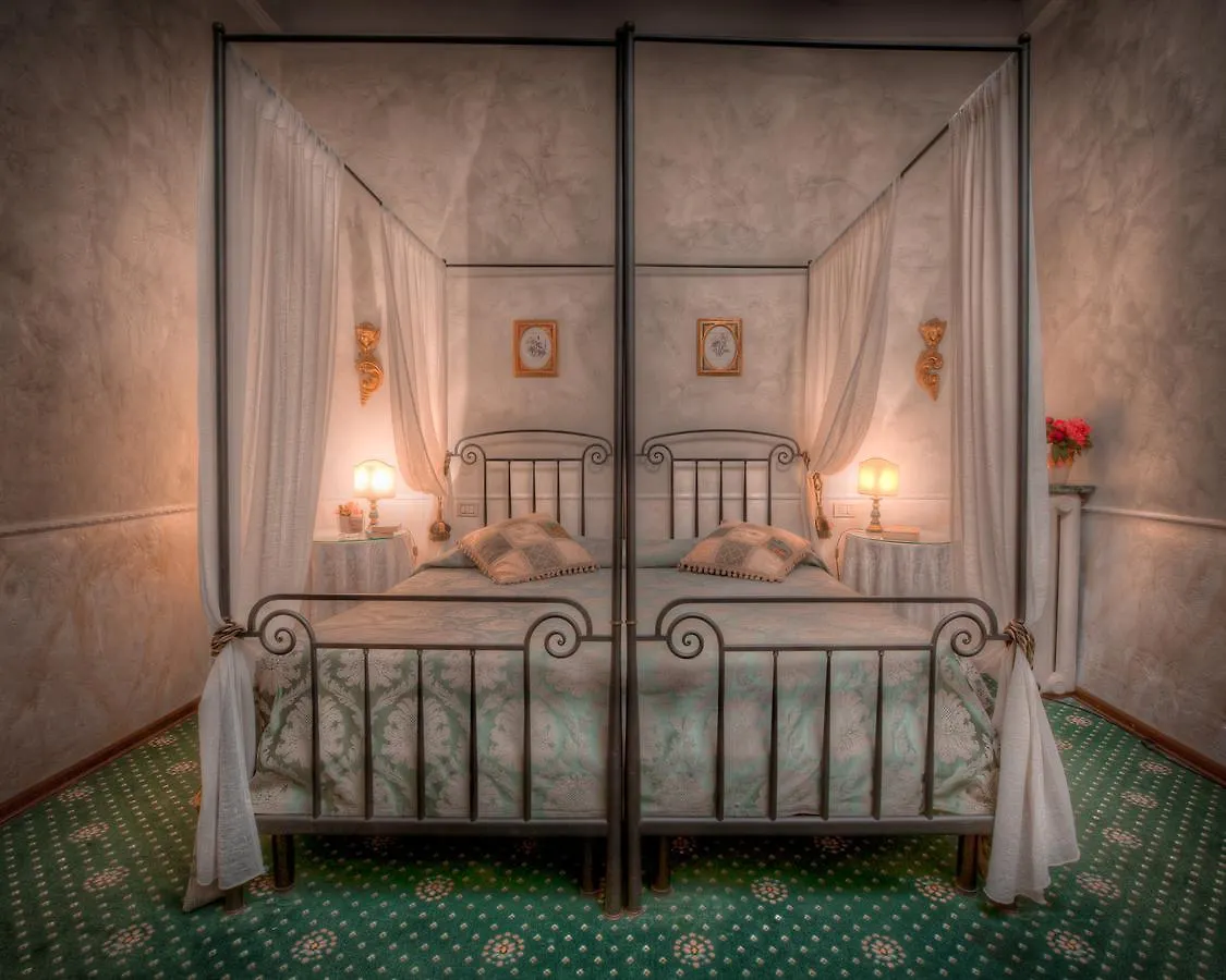 Hotel Torre Guelfa Palazzo Acciaiuoli Florença