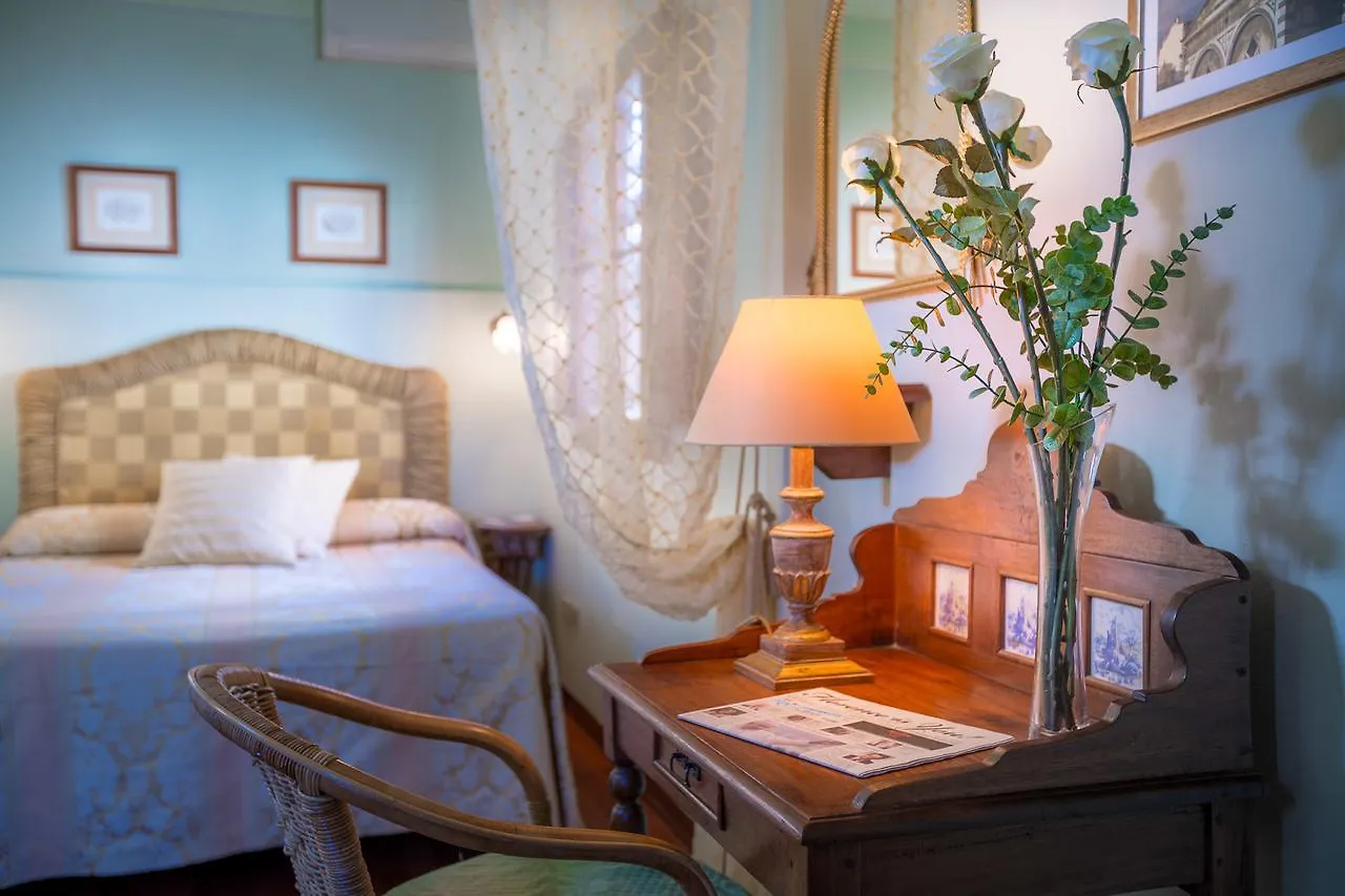 Hotel Torre Guelfa Palazzo Acciaiuoli Floransa